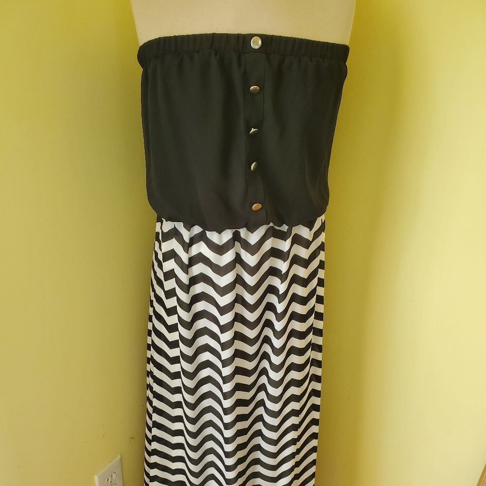 bisou bisou black and white dress Strapless Chevron Maxi Size 10 Brunch Olivia Rodrigo Wows in Size:Made to order to create